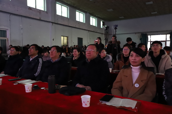 张家口市校园龙狮与武术联谊晚会在我院举办
