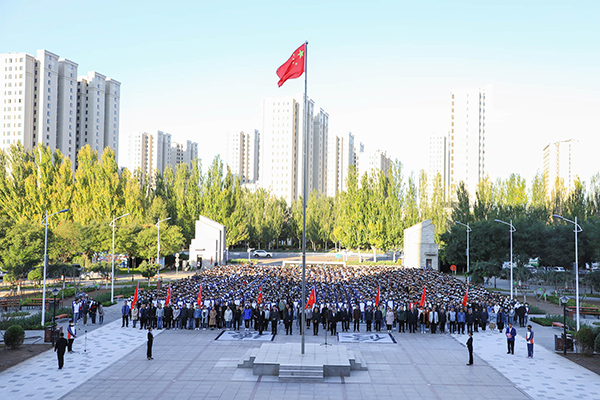 我院举行纪念“九一八”事变主题教育暨2019级学生开学典礼