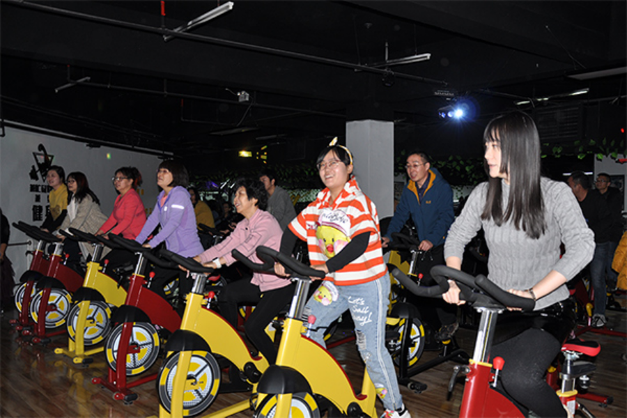 我院教职工趣味文体竞赛活动圆满落幕