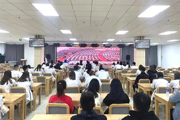 我院认真组织收看纪念辛亥革命110周年大会盛况