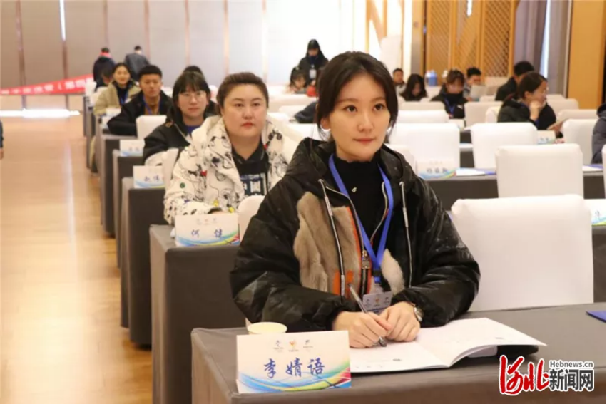 河北新闻网对我院冬奥志愿者李婧语进行专访报道 | 张家口赛区制服和注册分中心志愿者李婧语：心中熊熊烈火为服务冬奥而燃