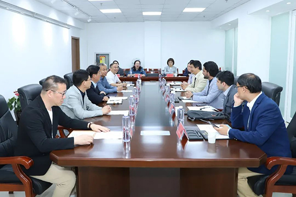 巴基斯坦俾路支省议长顾问、拉合尔大学教授纳西姆·汗·阿恰克扎到访我院